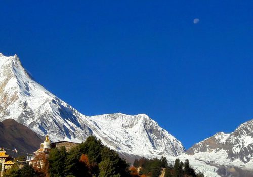 Manaslu Circuit Camping & Lodge trek