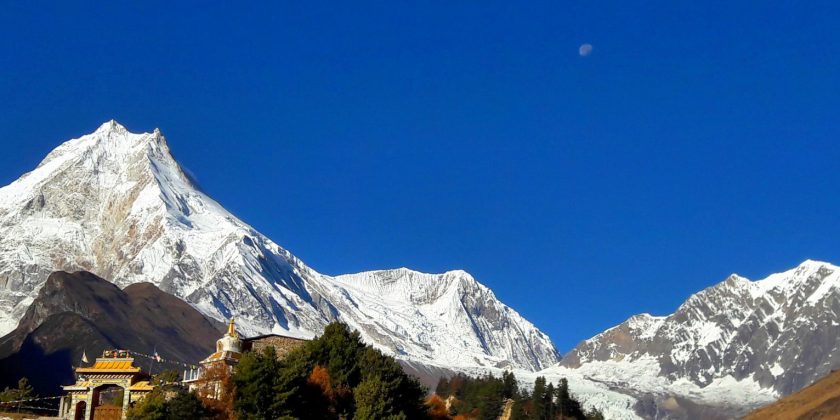 Manaslu Circuit Lodge trek